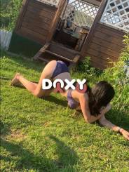 Фотография номер 2 - Карина, 19 лет